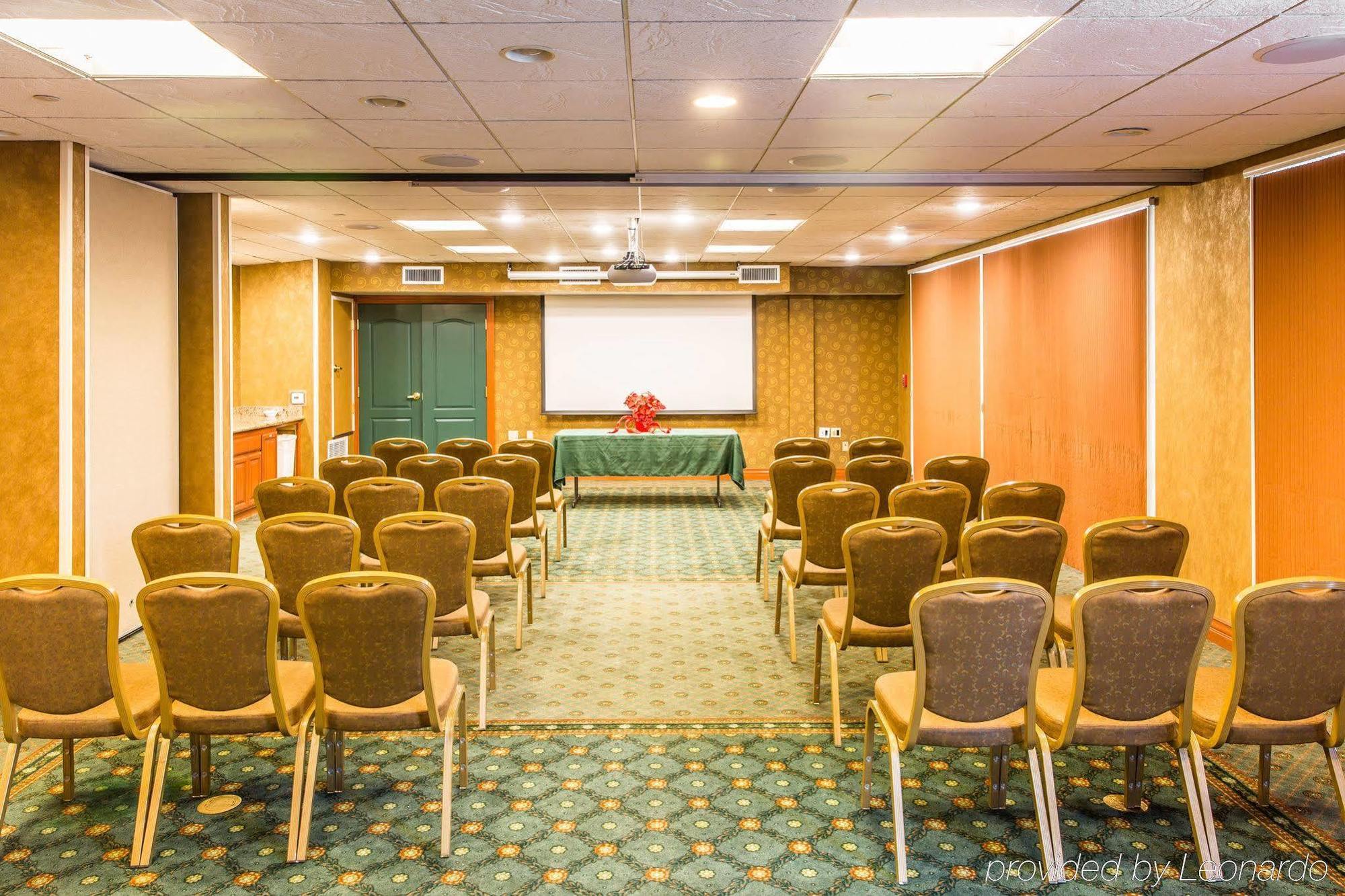 Spark By Hilton Redlands Zewnętrze zdjęcie